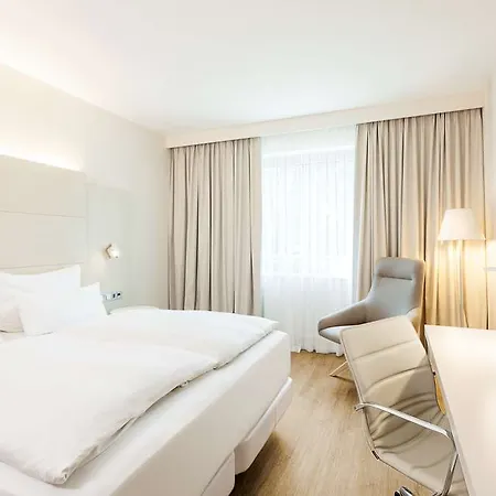 Hotel Nh 4*